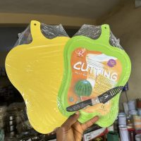 Apple Chopping Board with knife
