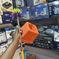 Toilet brush