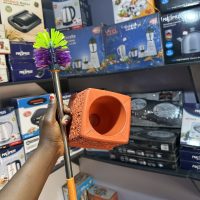 Toilet brush