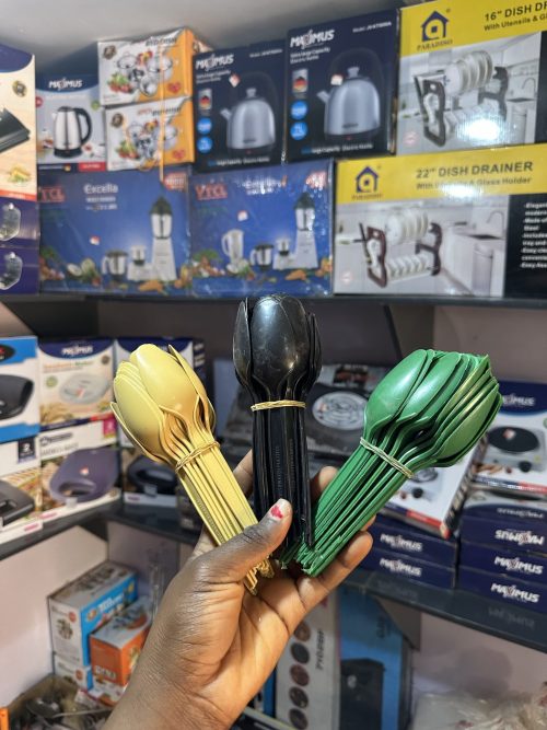 Plastic Takeaway spoon-25 pieces