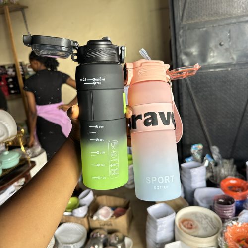 Water Bottle Brave with two openings - 800ml