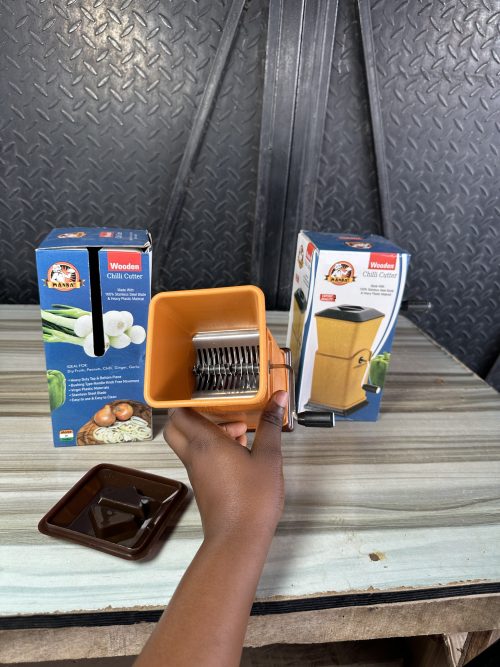 Manna Wooden Grater Chilli Cutter